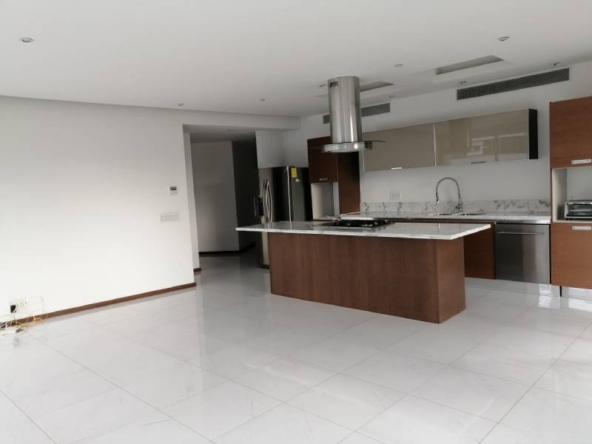 Cocina abierta Arcos Santa Fe renta venta