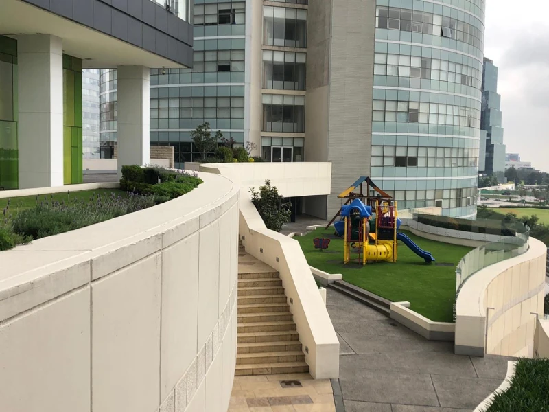 Depa con área de juegos infantiles Torre Barcelona