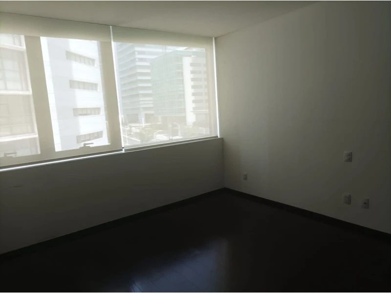 habitacion con linda vista en Torre Barcelona