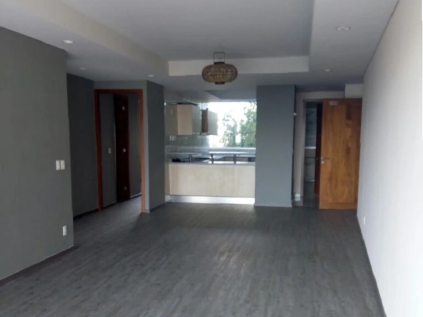 Estancia amplia de Metropolitan Santa Fe Renta Venta