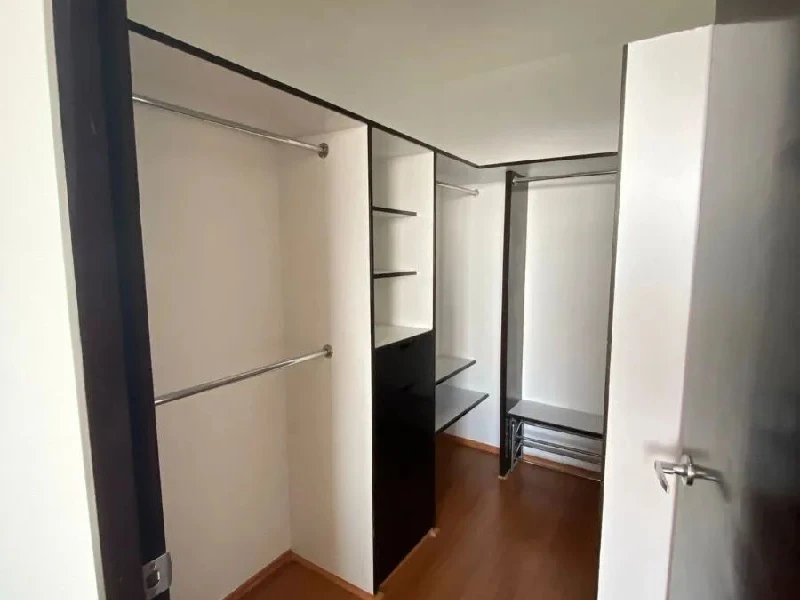 Vestidor de recámara principal de Soleil Santa Fe Renta Venta