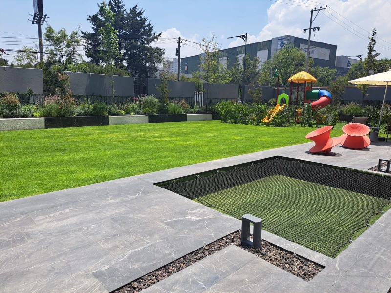 Juegos infantiles amenidades High Park Reforma