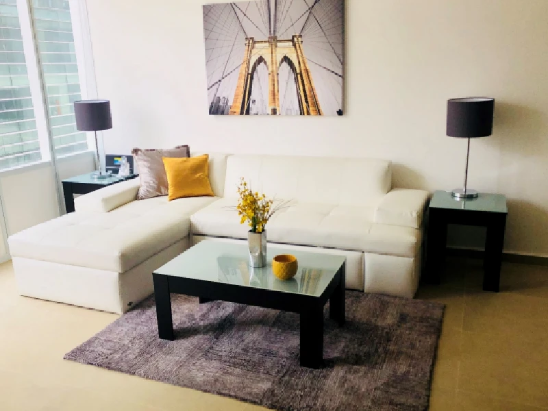 Estancia amplia Plaza Carso Botticelli