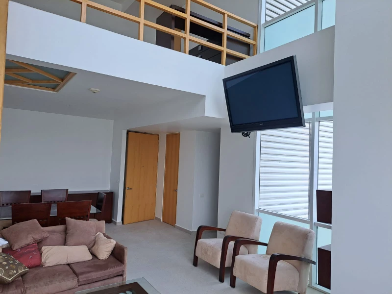 Amplia estancia Impulso amueblado